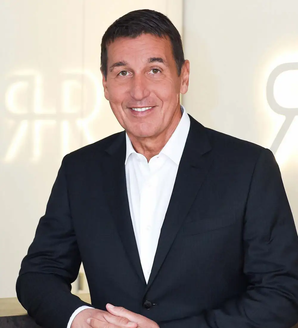 Jürgen Hauck, Top-Operateur für Augenlasern, SMILE Pro, PRK, Femto LASIK, Linsentausch